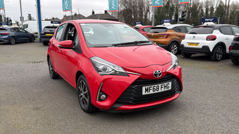 Toyota Yaris 1.5 VVT-i Icon Tech 5dr Petrol Hatchback